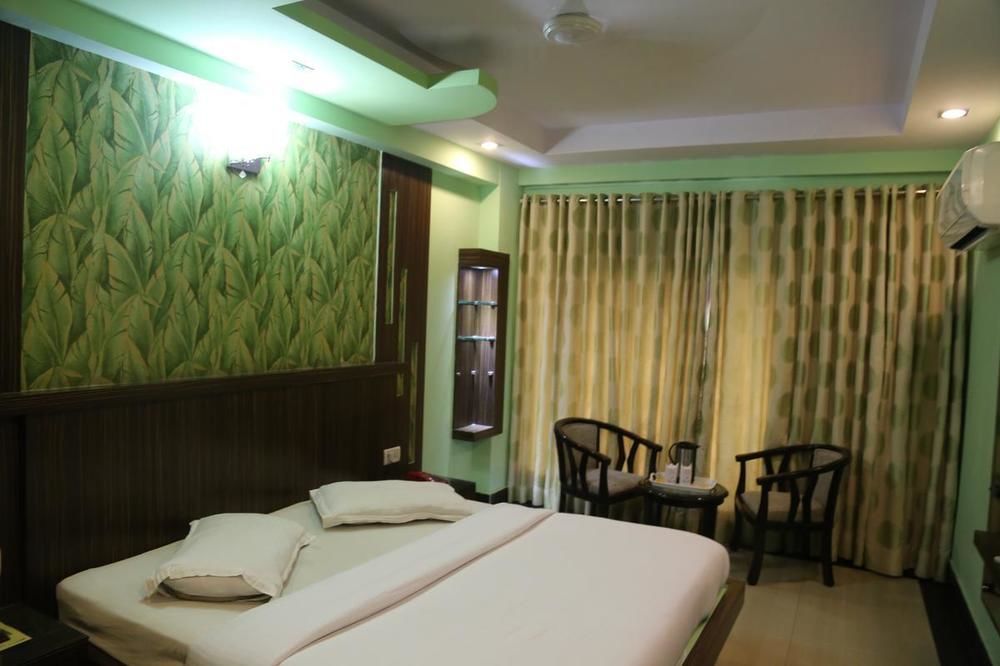 Hotel Grand Plaza Új-Delhi Kültér fotó