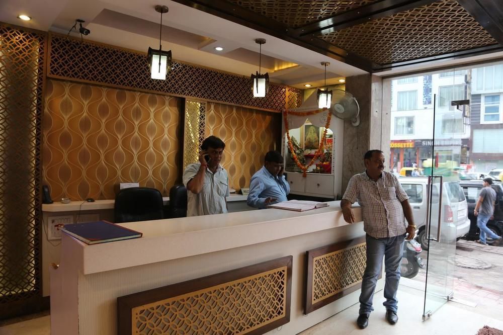 Hotel Grand Plaza Új-Delhi Kültér fotó