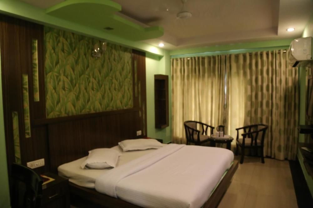 Hotel Grand Plaza Új-Delhi Kültér fotó