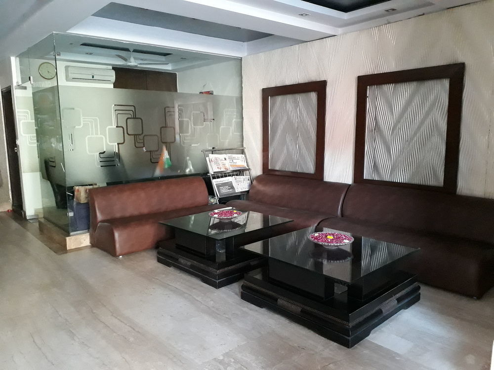 Hotel Grand Plaza Új-Delhi Kültér fotó