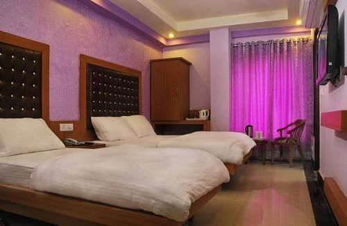 Hotel Grand Plaza Új-Delhi Kültér fotó